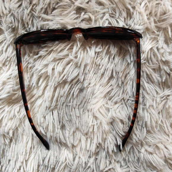 Vintage Brown Tiger Print Sunnies - Picture 3 of 4